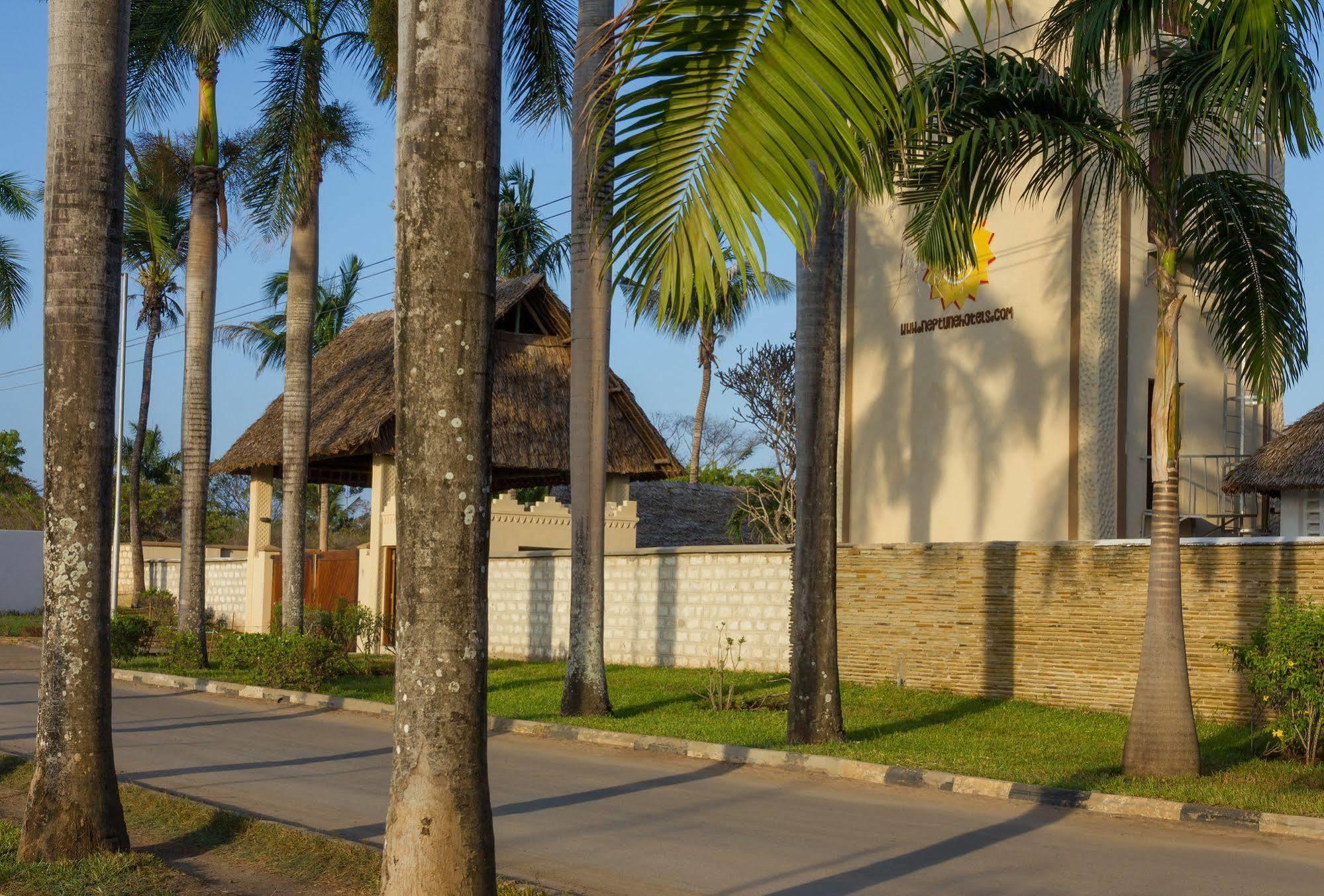 Neptune Paradise Beach Resort & Spa Galu Exteriér fotografie
